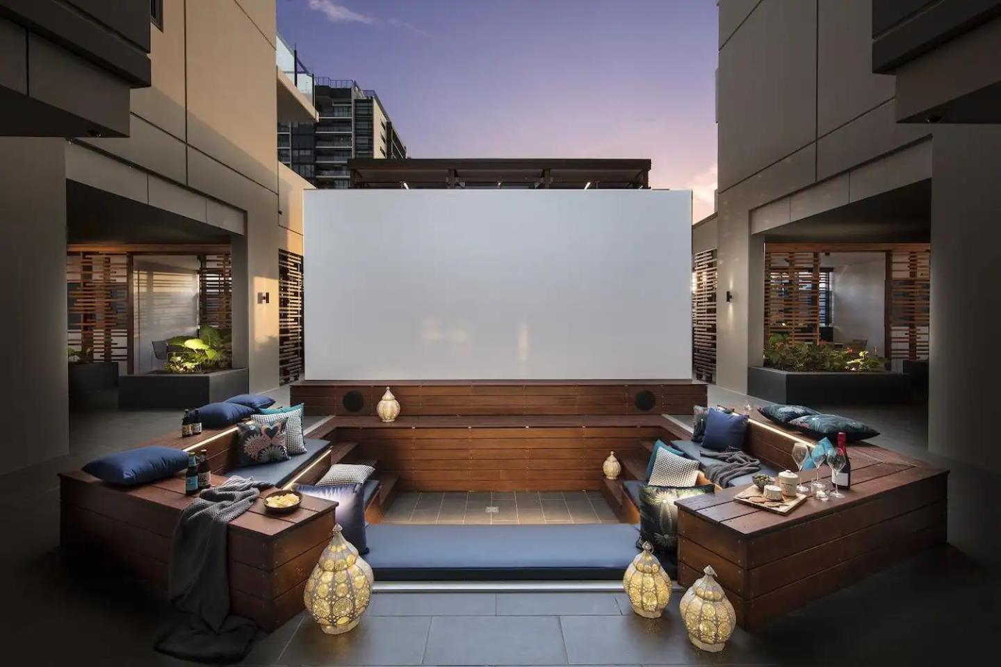 Stunning Mountain Views & Brisbane's Location *